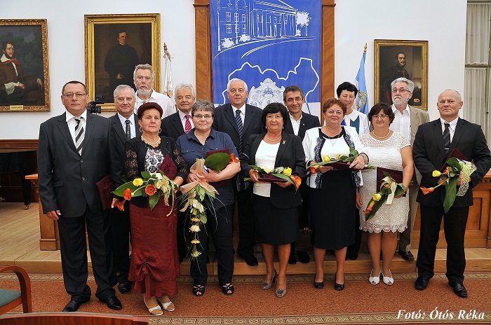 A megye az összetartozás jelképe