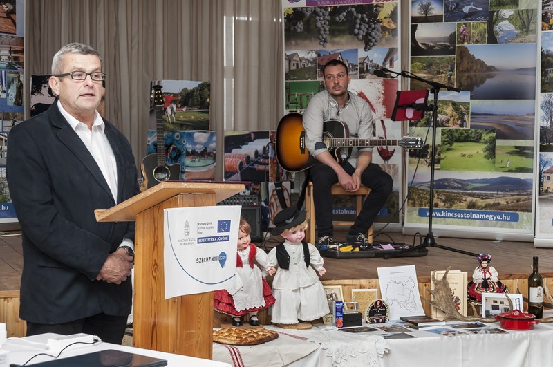 Say: érdekek vagy értékek – nem mindegy